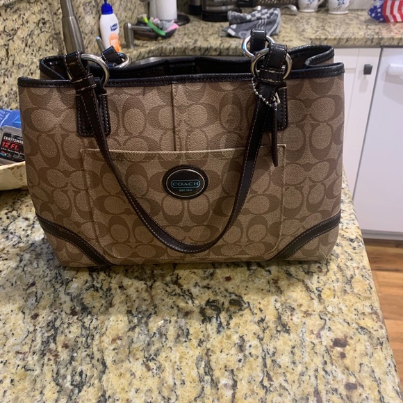 Coach Handbags - SOLD EUC Authentic Coach Leather Handbag 9.5X14.5
